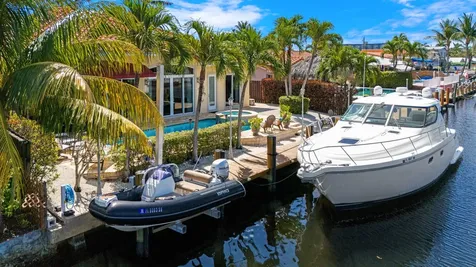 371 Se 15 Avenue Pompano Beach FL 33060