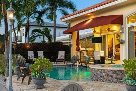 371 Se 15 Avenue Pompano Beach FL 33060