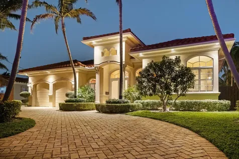 371 Se 15 Avenue Pompano Beach FL 33060