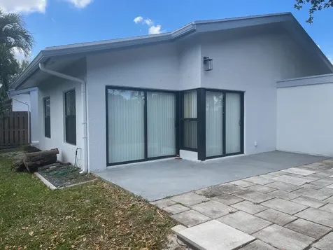 51 Baytree Circle Boynton Beach FL 33436