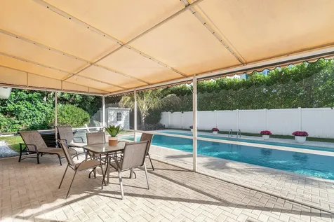 518 Gardenia Terrace Delray Beach FL 33444