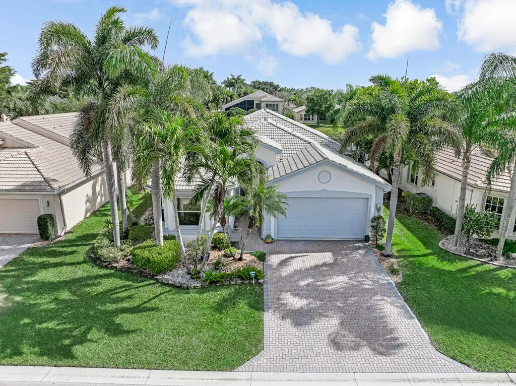 7864 Royal Lace Terrace Lake Worth FL 33467