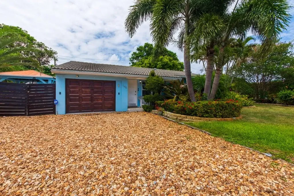 145 SE 3rd Avenue Boynton Beach FL 33435