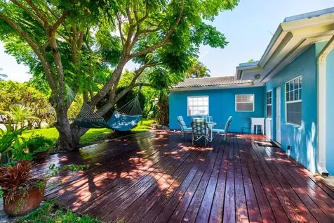 145 SE 3rd Avenue Boynton Beach FL 33435