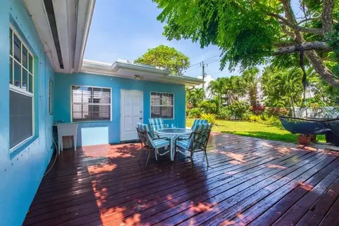 145 SE 3rd Avenue Boynton Beach FL 33435