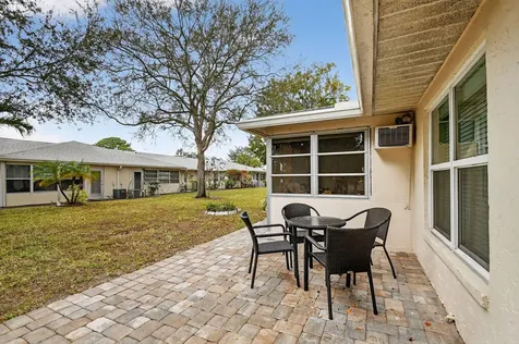 782 Nantucket Circle Lake Worth FL 33467