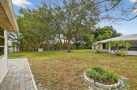 782 Nantucket Circle Lake Worth FL 33467