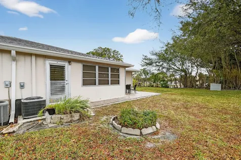 782 Nantucket Circle Lake Worth FL 33467