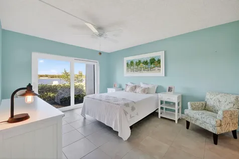 3210 S Lakeview Circle Hutchinson Island FL 34949