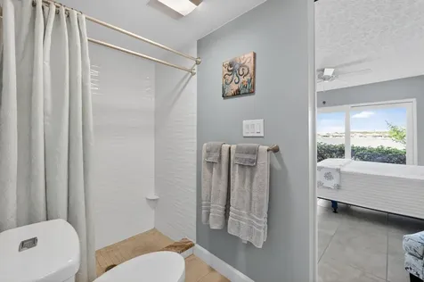 3210 S Lakeview Circle Hutchinson Island FL 34949