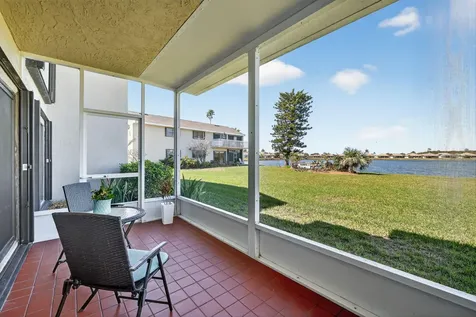 3210 S Lakeview Circle Hutchinson Island FL 34949