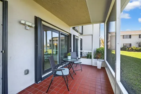 3210 S Lakeview Circle Hutchinson Island FL 34949