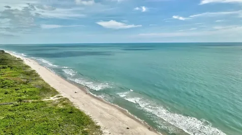 3210 S Lakeview Circle Hutchinson Island FL 34949