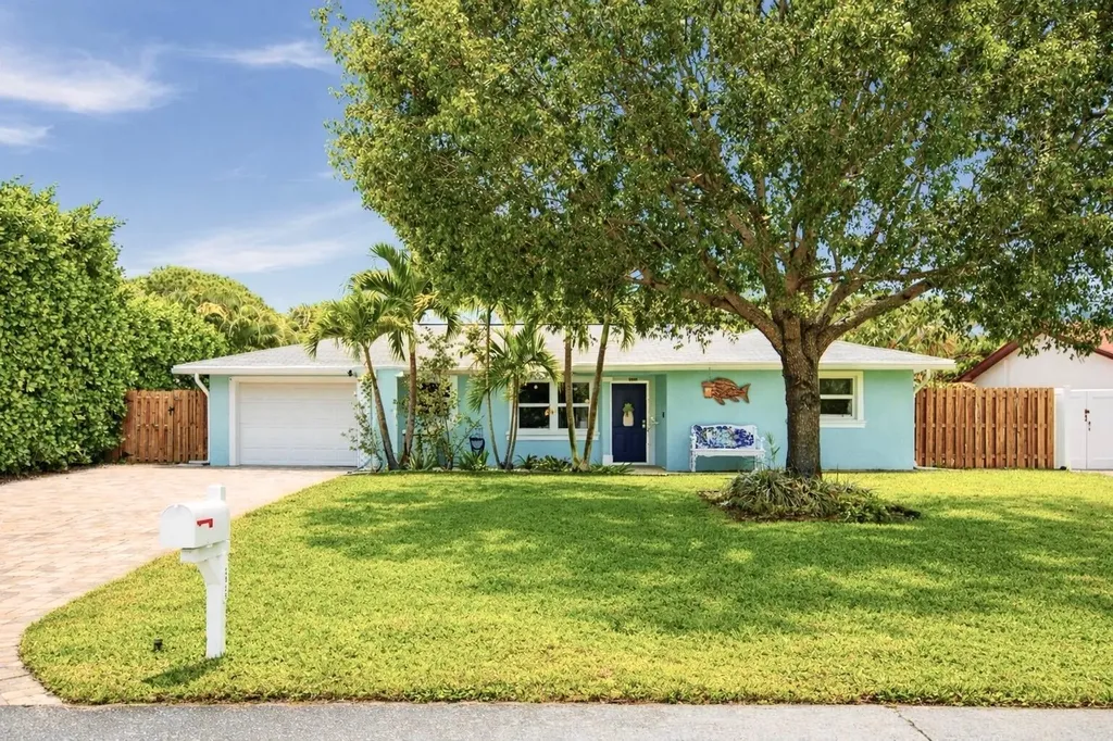 1515 Treemont Avenue Jupiter FL 33469
