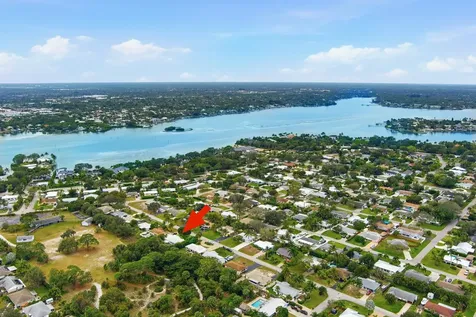 1515 Treemont Avenue Jupiter FL 33469