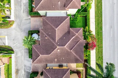 100 Via Floresta Drive Boca Raton FL 33487
