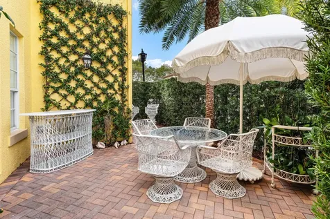 100 Via Floresta Drive Boca Raton FL 33487