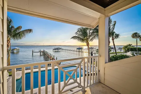 4230 Ne Joes Point Road Stuart FL 34996