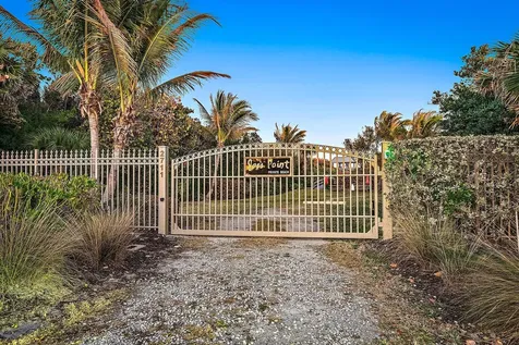 4230 Ne Joes Point Road Stuart FL 34996