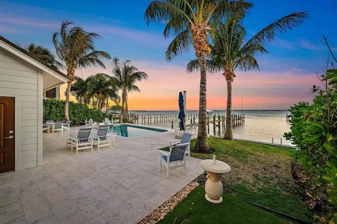 4230 Ne Joes Point Road Stuart FL 34996