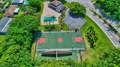 19873 Court Of The Myrtles Boca Raton FL 33434