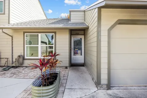933 Ne Sandalwood Place Jensen Beach FL 34957