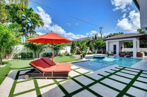 255 Ne 3rd Court Boca Raton FL 33432
