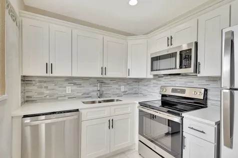 162 Sheffield G West Palm Beach FL 33417