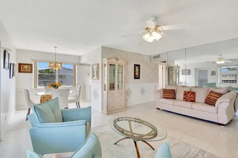 162 Sheffield G West Palm Beach FL 33417