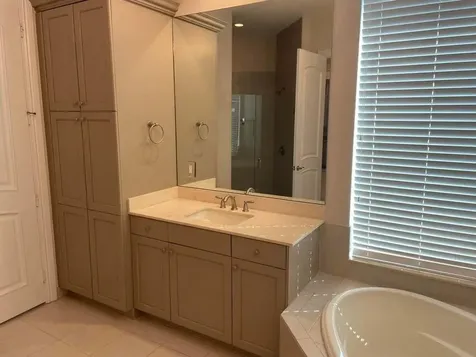 600 SE Fascino Circle Port Saint Lucie FL 34984
