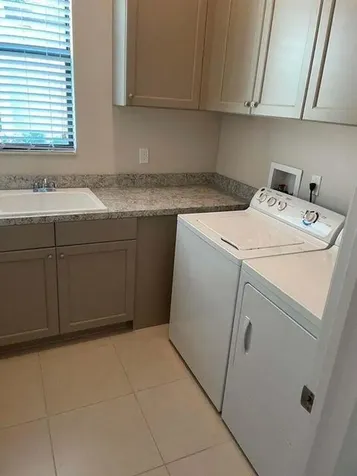 600 SE Fascino Circle Port Saint Lucie FL 34984