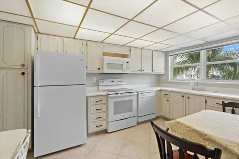 3310 S Ocean Boulevard Highland Beach FL 33487