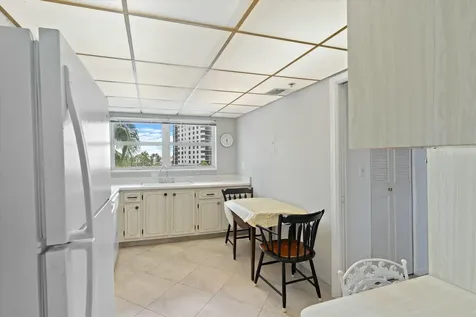 3310 S Ocean Boulevard Highland Beach FL 33487