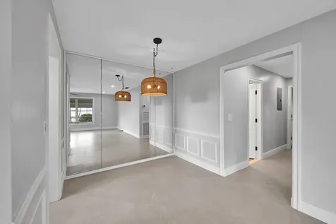 285 Main Boulevard Boynton Beach FL 33435