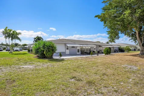 285 Main Boulevard Boynton Beach FL 33435