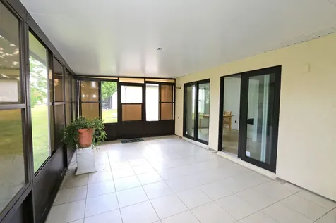 2313 Se Breckenridge Circle Port Saint Lucie FL 34952