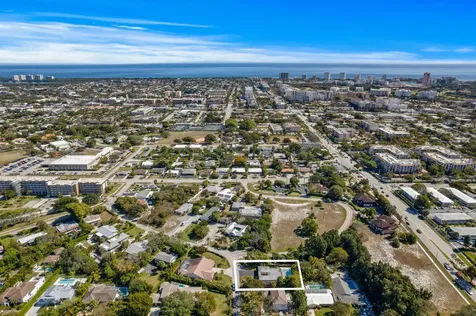 486 NW 1st Street Boca Raton FL 33432