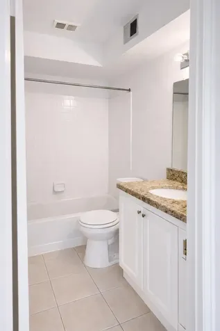 2926 S University Drive Davie FL 33328