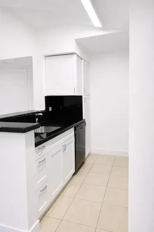 2926 S University Drive Davie FL 33328