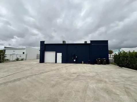2300 N Dixie Highway West Palm Beach FL 33407