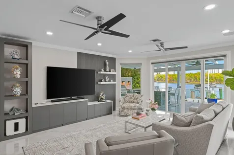 7188 Ne 8th Drive Boca Raton FL 33487