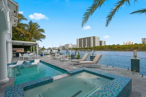 7188 Ne 8th Drive Boca Raton FL 33487