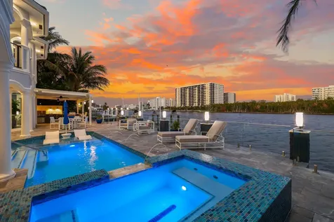 7188 Ne 8th Drive Boca Raton FL 33487