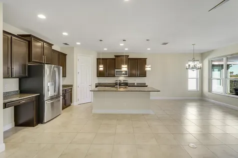10288 Sw Yellowwood Avenue Port Saint Lucie FL 34987