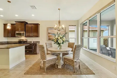 10288 Sw Yellowwood Avenue Port Saint Lucie FL 34987
