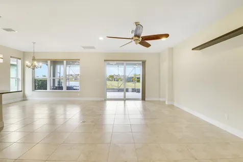 10288 Sw Yellowwood Avenue Port Saint Lucie FL 34987