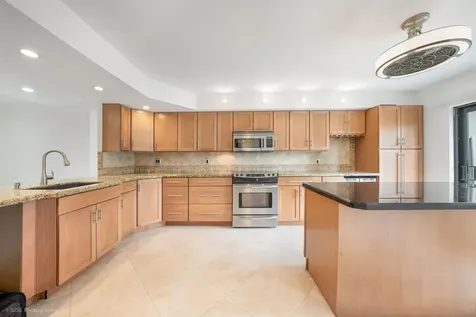 320 Deer Creek Wildwood Lane Deerfield Beach FL 33442