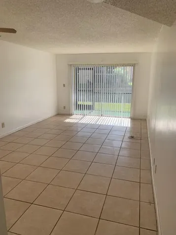 8020 N Colony Circle Tamarac FL 33321