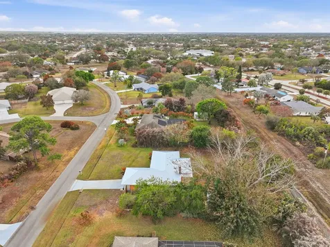 2151 Se Abcor Road Port Saint Lucie FL 34952