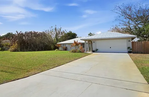 2151 Se Abcor Road Port Saint Lucie FL 34952